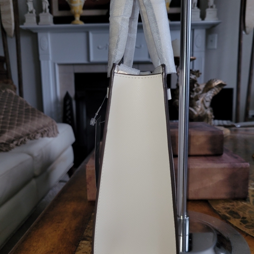 Kate Spade Cream Handbag/Crossbody NWT - Picture 4 of 10